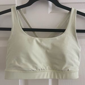 Lululemon Energy Bra in Lemon Ice